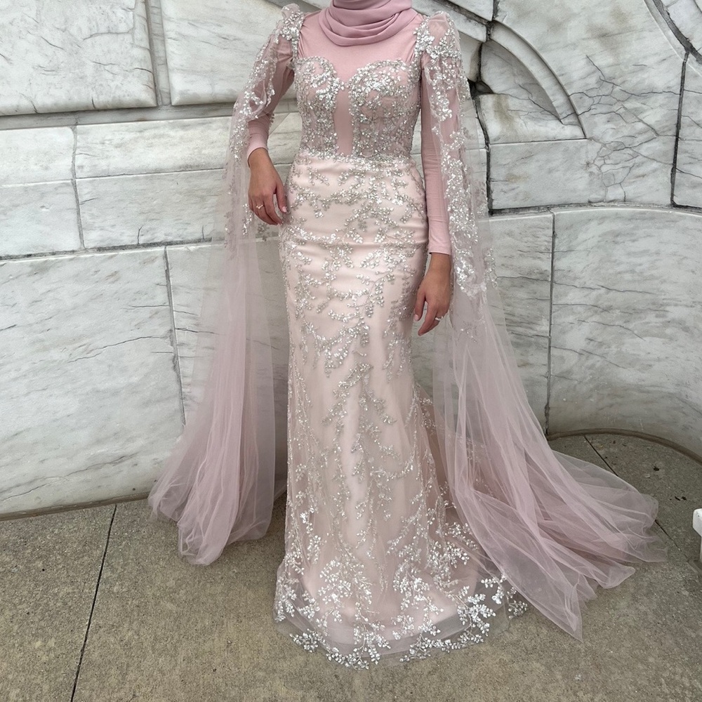 GORGEOUS GOWN WITH SLEEVE CAPES